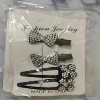 Fancy Stylish Hair Clips Set for Girls and Women - Random Multi Color- Art# SS-Bow Design 4Pcs Set-FGAH-0004-1Pc