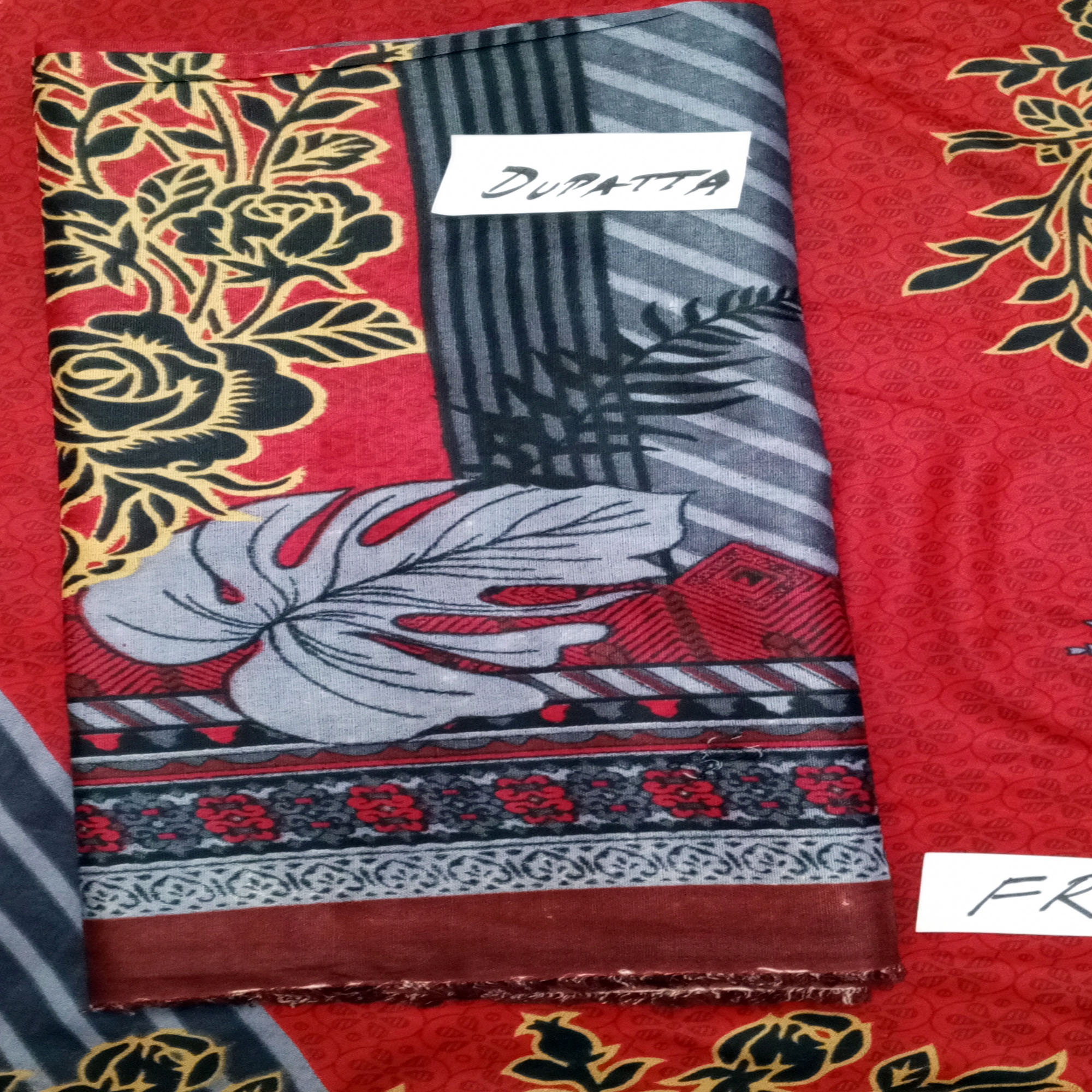 Fancy Printed Lawn Unstitched 3 Piece Suit Best for Girls & women - Art# SS - FPL - SL8000-05 - UF - Image 4