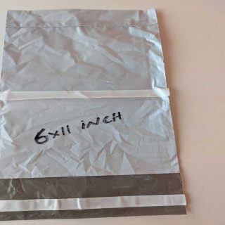 Flyers with Pockets (6 x 11 Inch)